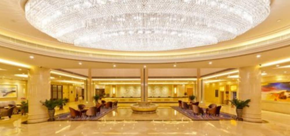 Haili Garden Hotel Guangzhou Exterior photo